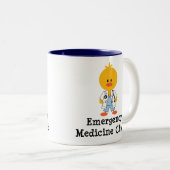 緊急の薬のひよこのマグ ツートーンマグカップ (正面右)
