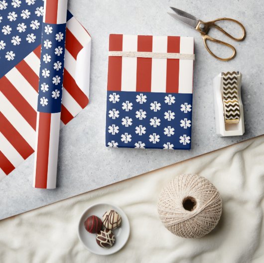 緊急医療従事者献上品米国国旗 – EMT EMS ラッピングペーパー (クラフト)