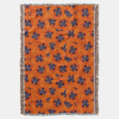 緋色のオレンジ色のポピーのシームレスなパターン スローブランケット (正面縦)