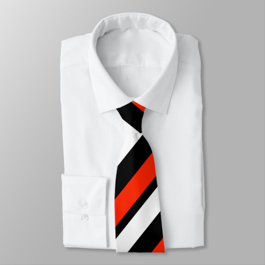 緋色の黒と白の連隊のストライプネクタイ ネクタイ (タイ)