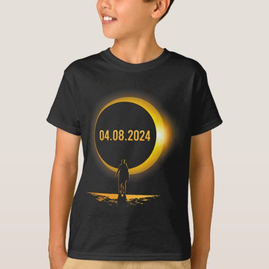 総和04 08 24 おもしろい Eclipse 2024 Tシャツ (正面)
