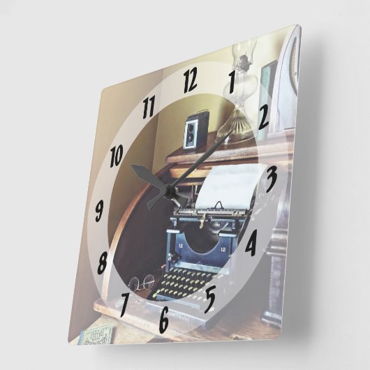 総本店のヴィンテージの20年代のタイプライター スクエア壁時計 (傾斜)