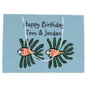 緑およびオレンジ対のひれの魚 ラージペーパーバッグ (裏面)