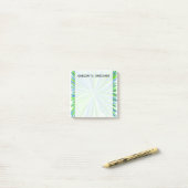 緑およびブルーライン破烈パターンの陰 + 名前 ポストイット (デスク上)