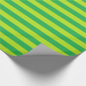 緑およびライムグリーンのストライプ ラッピングペーパー (角)