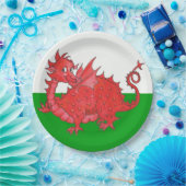 緑および白書のプレートのかわいく赤いドラゴン ペーパープレート (パーティー)