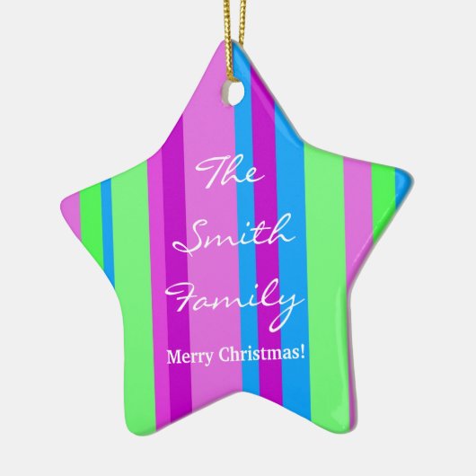 緑および紫色の家族のクリスマス セラミックオーナメント (左)