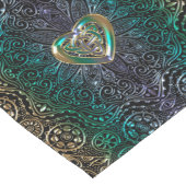 緑および金ゴールドのオリジナルのケルト族のハートの曼荼羅 ショートテーブルランナー (コーナー)