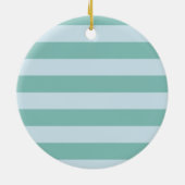 緑および黄色のトリケラトプスのかわいいの漫画 セラミックオーナメント (裏面)