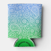 緑から青への白いペイズリーパターグラデーションン 缶クーラー (正面)