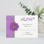 緑かわいらしと紫の花結婚式RSVPカード 出欠カード (スタンド正面)