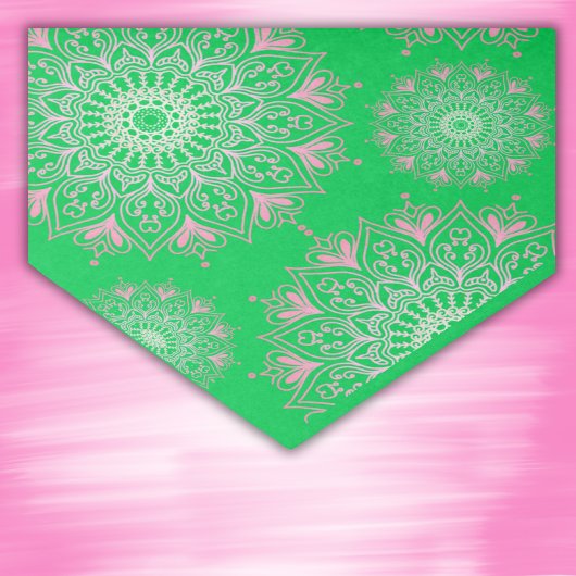 緑かわいらしの上にピンクの曼荼羅 | 薄葉紙