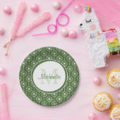 緑とスタイリッシュ白のハートモノグラム ペーパープレート (パーティー)