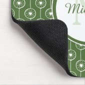 緑とスタイリッシュ白のハートモノグラム マウスパッド (コーナー)