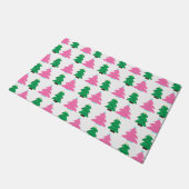 緑とピンクのクリスマスツリー ドアマット (アングル)