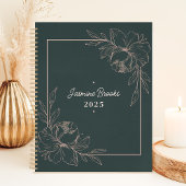 緑とピンクの縁どフローラ2025名前をカスタムする プランナー手帳