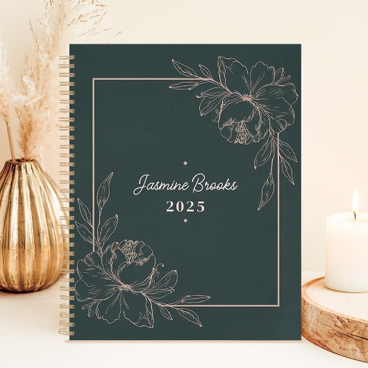 緑とピンクの縁どフローラ2025名前をカスタムする プランナー手帳