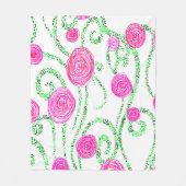 緑とピンクの花のつる植物 フリースブランケット (正面)