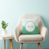 緑とモダン白の水玉模様モノグラム クッション (椅子)