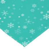 緑と白のクリスマススノーフレークパターン ショートテーブルランナー (コーナー)