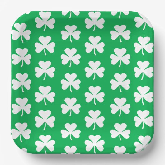 緑と白のクローバーパターン ペーパープレート (正面)