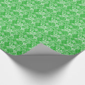 緑と白のレトロ花と蝶のパターン ラッピングペーパー (角)