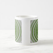 緑と白の緩和曲線パターン コーヒーマグカップ (中央)