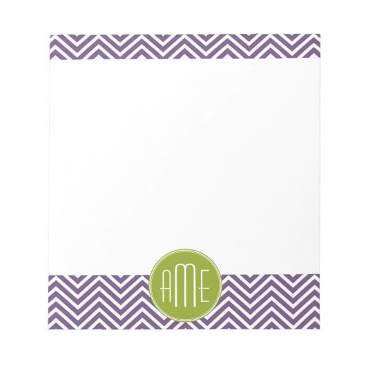 緑と紫のシェブロン模様カスタムモノグラム ノートパッド (正面)