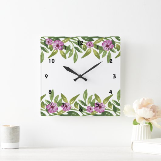 緑と紫の花を持つ水色のガーランド スクエア壁時計 (ホーム)