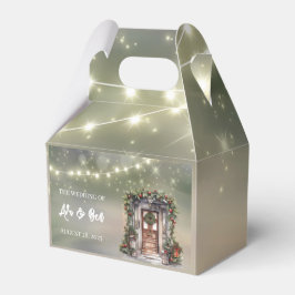 緑と赤の実で飾られたドアのライトクリスマス フェイバーボックス