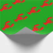緑と赤の海岸沿いのクリスマスデコールロブスター ラッピングペーパー (角)
