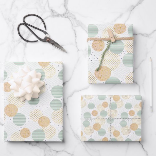 緑と金ゴールドの幾何学的クリスマス ラッピングペーパーシート (正面)