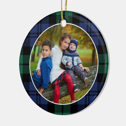 緑と青のタータンチェック格子状カスタムの家族写真 セラミックオーナメント (左)
