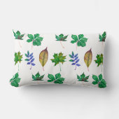 緑と青の水色の葉 ランバークッション (正面)