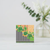 緑と黄色の壁のつるデザイン ロイヤリティカード (スタンド正面)