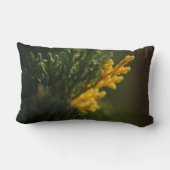 緑と黄色の植物クローズアップ写真装飾用クッション ランバークッション (裏面)