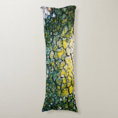 緑と黄色の樹皮 ボディピロー (正面縦)