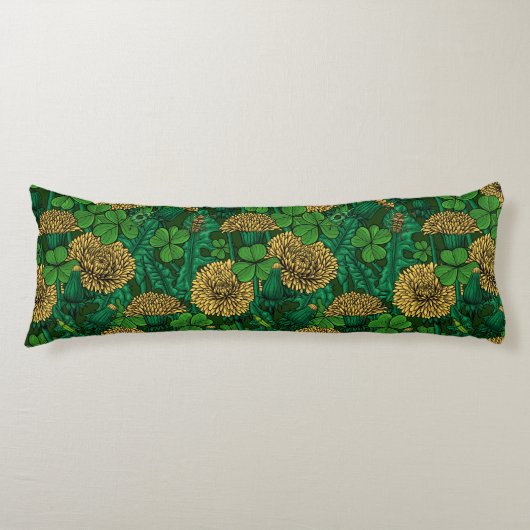 緑と黄色の草原 ボディピロー (正面)