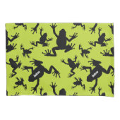 緑と黒のカエルのパターンの子供 枕カバー (正面)