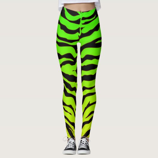 緑と黒の動物のトラストライプガ レギンス (正面)