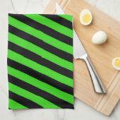 緑と黒の対角線のストライプパターン キッチンタオル (四つ折り)