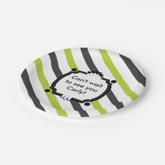緑と黒の赤ストライプのちゃんシャワー ペーパープレート (アングル)