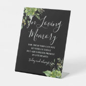 緑に囲まれた黒と白の愛の記憶結婚で 台座サイン (正面)