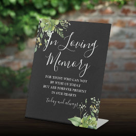 緑に囲まれた黒と白の愛の記憶結婚で 台座サイン