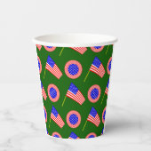 緑に浮かぶ愛国的なアメリカ国旗の模様 紙コップ (正面)