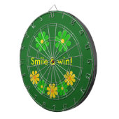 緑に緑の黄色の小さな花をパーソナライズ ダーツボード (正面右)