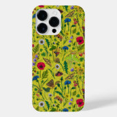 緑に野生の花と蛾 iPhoneケース (裏面)