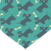 緑に骨が付いたかわいい犬のパターン ショートテーブルランナー (コーナー)