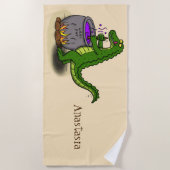 緑のおもしろいアリゲーター料理 ビーチタオル (正面)