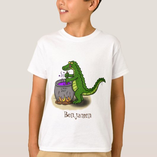 緑のおもしろいアリゲーター料理 Tシャツ (正面)